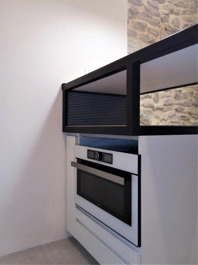 Le Petit Studio - 15 M2 - Centre Ville - Sorgue A 50 M LʼIsle-sur-la-Sorgue Εξωτερικό φωτογραφία