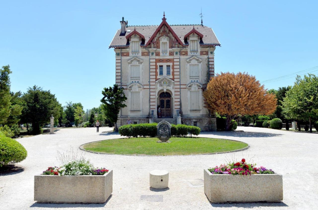 Le Petit Studio - 15 M2 - Centre Ville - Sorgue A 50 M LʼIsle-sur-la-Sorgue Εξωτερικό φωτογραφία