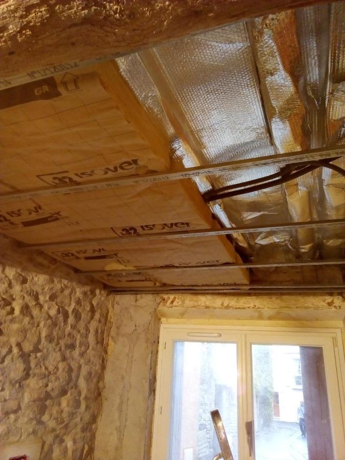 Le Petit Studio - 15 M2 - Centre Ville - Sorgue A 50 M LʼIsle-sur-la-Sorgue Εξωτερικό φωτογραφία